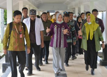Jelang Nataru, Wali Kota Kendari Pastikan Seluruh OPD Terkait Siaga Beri Pelayanan Terbaik 20 Wali Kota Kendari, Siska Karina Imran mengunjungi RSUD Kendari pastikan OPD terkait siap siaga jelang Nataru