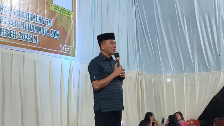 Bupati Konsel, Irham Kalenggo meresmikan gedung penggilingan beras