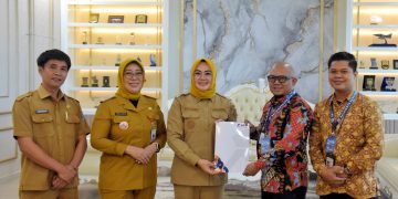 Wali Kota Kendari, Siska Karina Imran menerima audiens PT PKSS