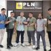 Pengurus JMSI saat menyerahkan Award kepada PLN NP UP Kendari