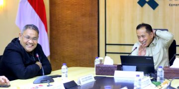 Ketum JMSI, Teguh Santosa saat bersama Menkop, Ferry Juliantono