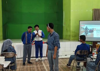 Asmo Sulsel Perluas Edukasi Safety Riding, Sasar Pelajar SMKN 1 Kendari 20 Antusiasme para siswa SMKN 1 Kendari mengikuti edukasi Safety Riding yang digelar oleh Asmo Sulsel