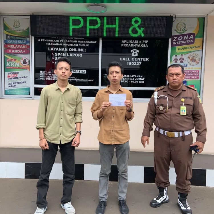 Presidium HAMI Sultra, Irsan Aprianto Ridham (tengah)