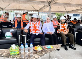 Bupati Konsel menghadiri launching Direct Ekspor Sultra-Cina