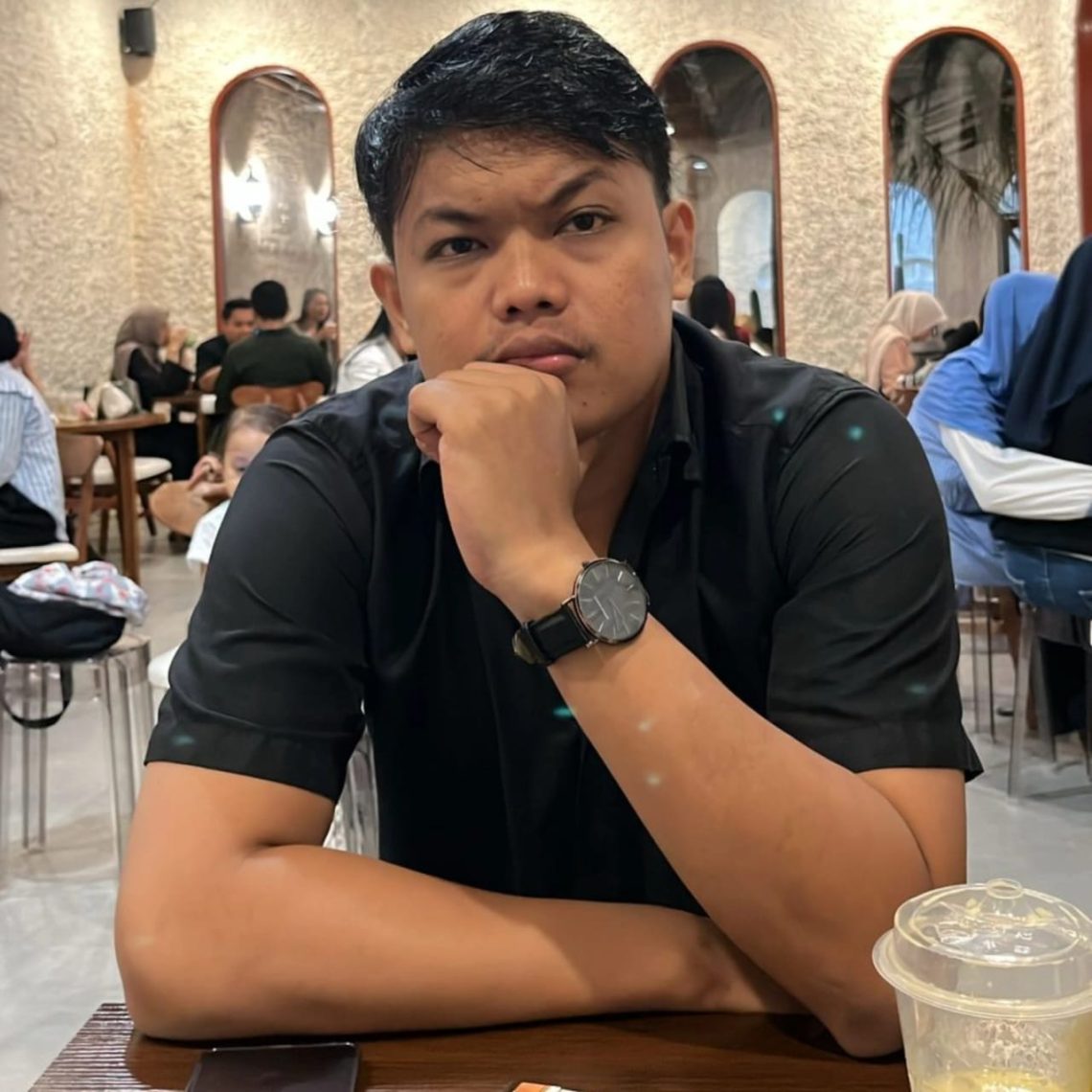 Ketua Aliansi Keadilan Rakyat (AKAR) Sultra, Eko Rama