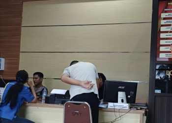 Kuasa Hukum Nasir Andi Baso saat melaporkan Andi Bahrun dan M. Yusuf ke Polda Sultra