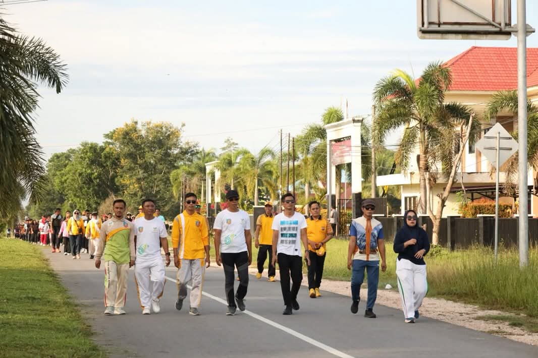 Ketua DPRD Konsel Hadiri Jalan Santai Setara, Perkuat Sinergi Awal Tahun 2026 13 Ketua DPRD Konsel Hadiri Jalan Santai Setara, Perkuat Sinergi Awal Tahun 2026
