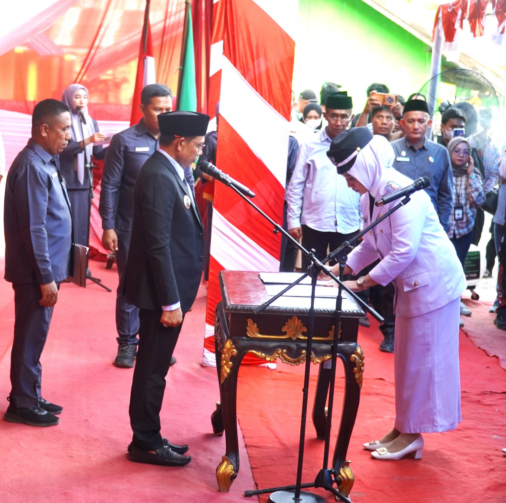 Lantik Pejabat di TPA, Bupati Konawe Beri Pesan Kuat Soal Kebersihan Lingkungan