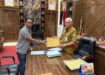 kuasa hukum Yayasan YPT Sultra, Dr. (Hc). Ardi Hazim, S.H, M.H, usai menghadiri pertemuan di Kantor Sekda Sultra