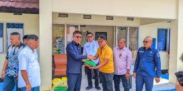 Bupati Konsel melepas pengiriman 1.000 ton beras ke Sulut