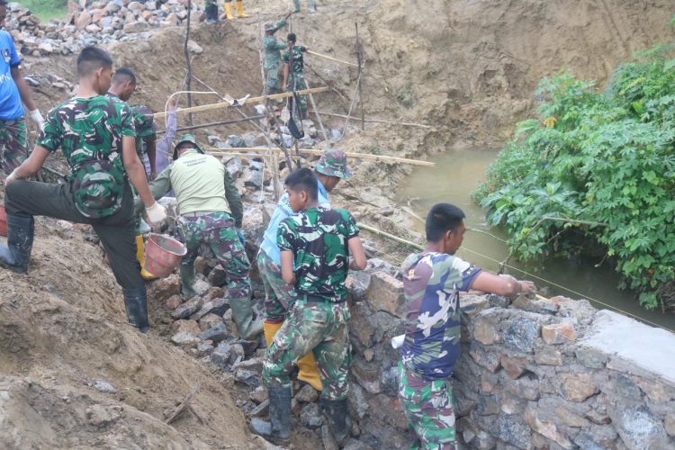 Satgas TMMD kejar pengerjaan talud