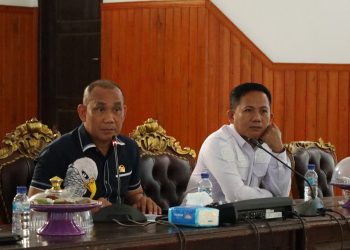 Ketua DPRD Konsel Pimpin Rapat Agenda Bulanan, Bahas Perjadin Hingga Reses 16 Ketua DPRD Konsel, Hamrin, S.Kom., M.A.P., memimpin rapat internal terkait agenda kegiatan DPRD selama satu bulan ke depan