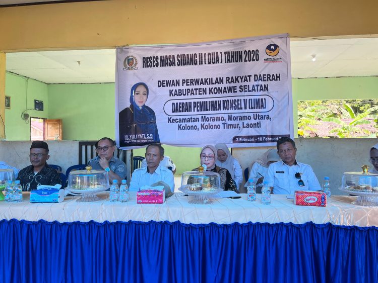 Hj. Yuliyati, S.Si, melaksanakan Reses Masa Sidang II, di Desa Bakutaru, Kecamatan Moramo
