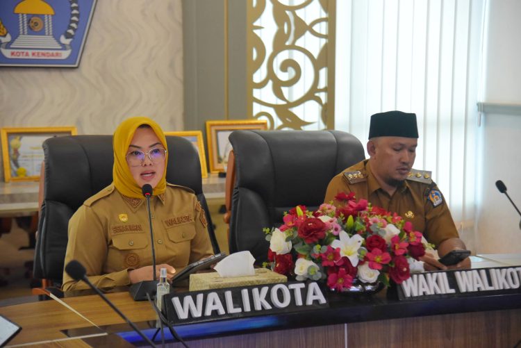 Wali Kota Kendari, Siska Karina Imran didampingi Wakilnya Sudirman mengikuti exit meeting LKPD 2025 bersama BPK