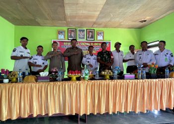 Anggota DPRD Konsel, Gede Agus Purnomo menyerap aspirasi masyarakat di Desa Landono II, Kecamatan Landono