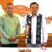 Bupati Konawe, Yusran Akbar menerima penghargaan Indonesia Innovation Excellence Award 2026