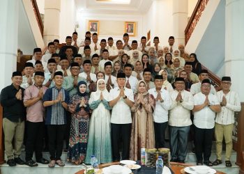 Bupati Konut bersama jajaran menghadiri halal bihalal Gubernur Sultra