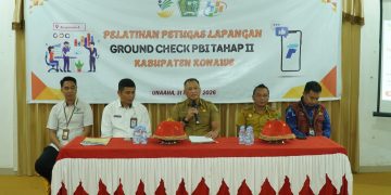 Sekda Konawe Tekankan Pentingnya Data Akurat Lewat Pelatihan Ground Check PBI 1 Sekda Konawe, Dr. Ferdinand, SP.,MH membuka kegiatan pelatihan lapangan Ground Check PBI Tahap II