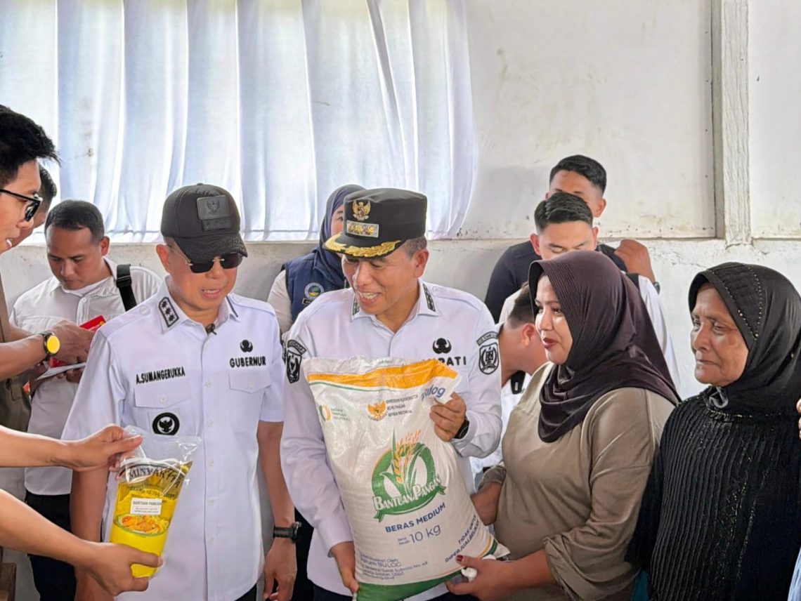 Telan Inflasi, Bupati Konsel Bersama Gubernur Launching Bantuan Pangan di Desa Ulunese