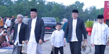 Bupati Konsel bersama wakilnya tiba di tempat pelaksanaan shoa