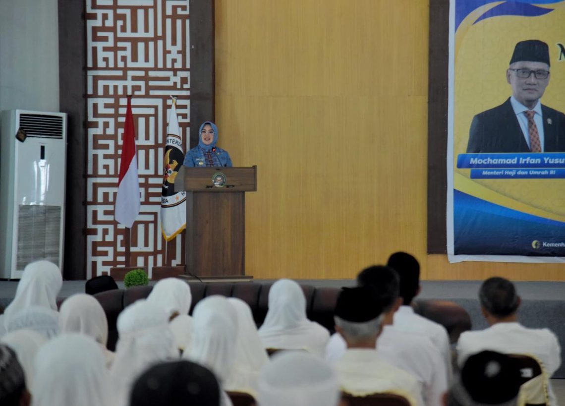 Wali Kota Kendari Buka Manasik Haji, 545 Jemaah Siap Menuju Tanah Suci 10 Wali Kota Kendari Buka Manasik Haji, 545 Jemaah Siap Menuju Tanah Suci