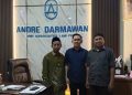 Kuasa hukum Andri Darmawan bersama dua Lansia yang jadi tersangka akibat pertahankan tanah warisan