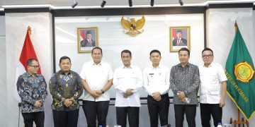 Bupati Konsel bersama beberapa kepala daerah lainnya saat audiensi dengan Mentan Amran Sulaiman