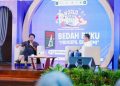 kegiatan Bedah Buku Prinsipil Ekonomi karya Ferry Irwandi, sebagai puncak rangkaian peringatan World Book Day 2026 yang diselenggarakan KPw BI Sultra