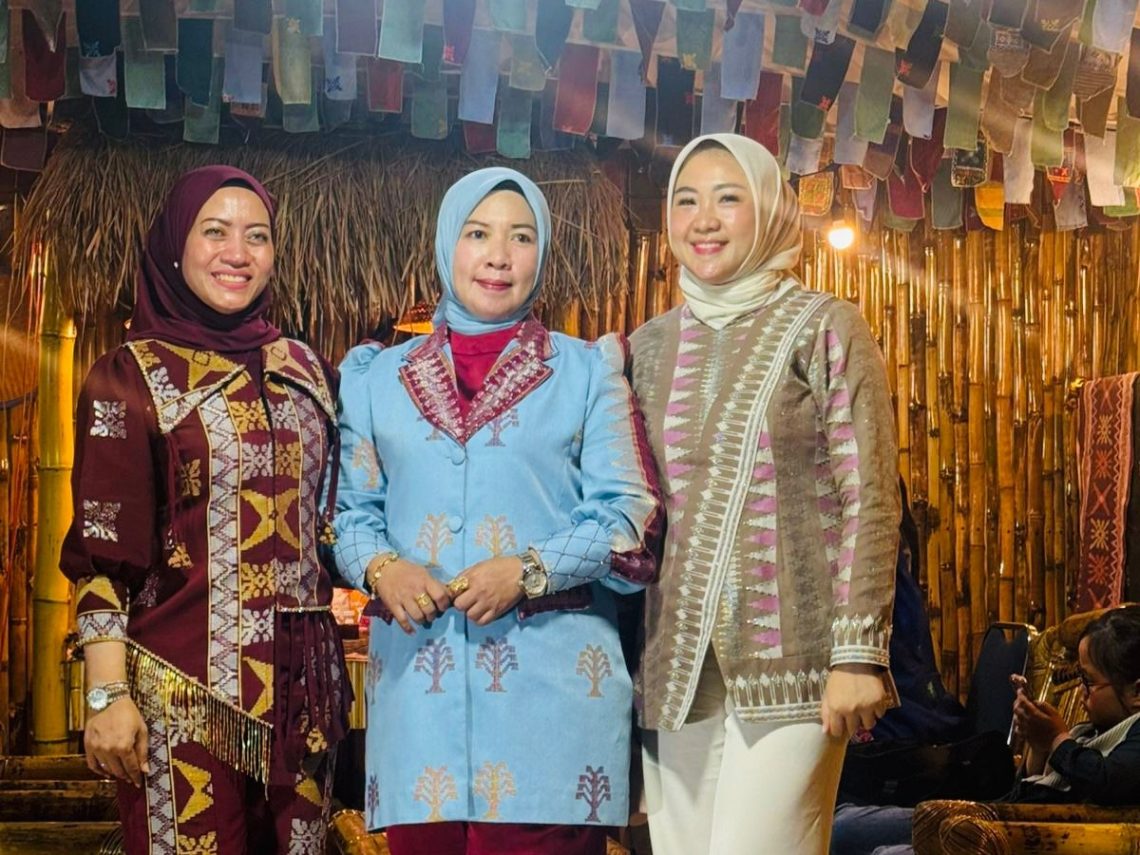 Dekranasda Konsel Pamerkan Produk Unggulan dan Angkat Ekonomi Kreatif di HUT Sultra