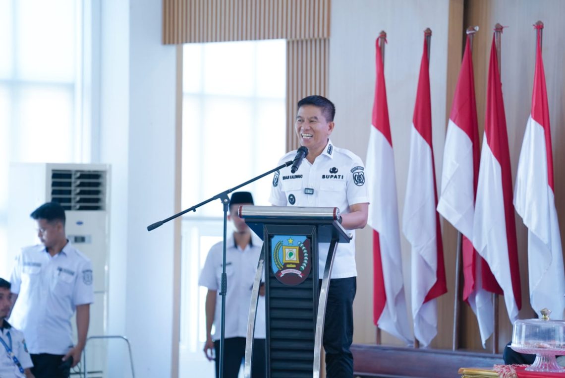 Bupati Konsel, Irham Kalenggo memimpin Rakor TPID