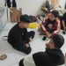 Pelaku penganiayaan hingga mengakibatkan istrinya tewas saat diamankan polisi
