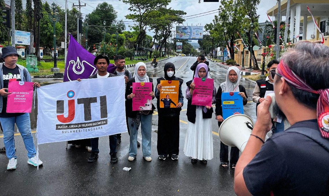 Usai Beritakan Dugaan KDRT Wali Kota Kendari, Jurnalis Diduga Jadi Korban Doxing 10 AJI dan IJTI pada momen peringatan hari buruh