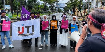 AJI dan IJTI pada momen peringatan hari buruh