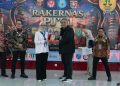 Wakil Gubernur Lampung, Jihan Nurlela bersama Ketua Umum Purna Jambore Nasional 1991 Teguh Santosa pada Rakernas PJ91