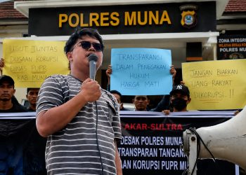 Koordinator AKAR-SULTRA, Eko Rama mendesak APH dalam hal ini Polres Muna agar transparan