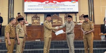 Pemkab Konsel Serahkan Raperda Desa, Atur Masa Jabatan Hingga Jadi Dasar Pilkades 2026