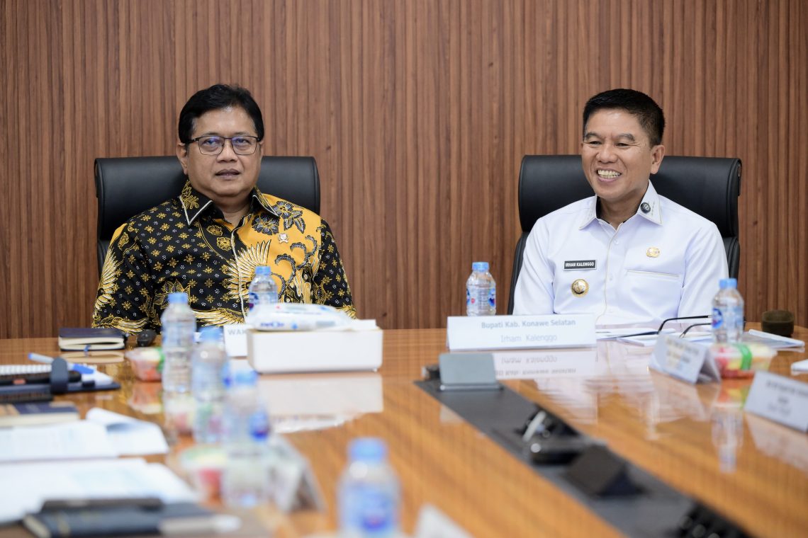 Bupati Konsel, Irham Kalenggo melakukan kunjungan kerja strategis ke Kantor Kementerian Transmigrasi RI di Jakarta