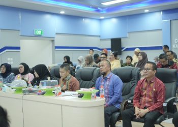 Rapat Tim Koordinasi Pemerintahan Digital Tahun 2026 yang berlangsung di Ruang Command Center Lantai II Dinas Komunikasi dan Informatika (Kominfo) dan Persandian Kabupaten Konsel