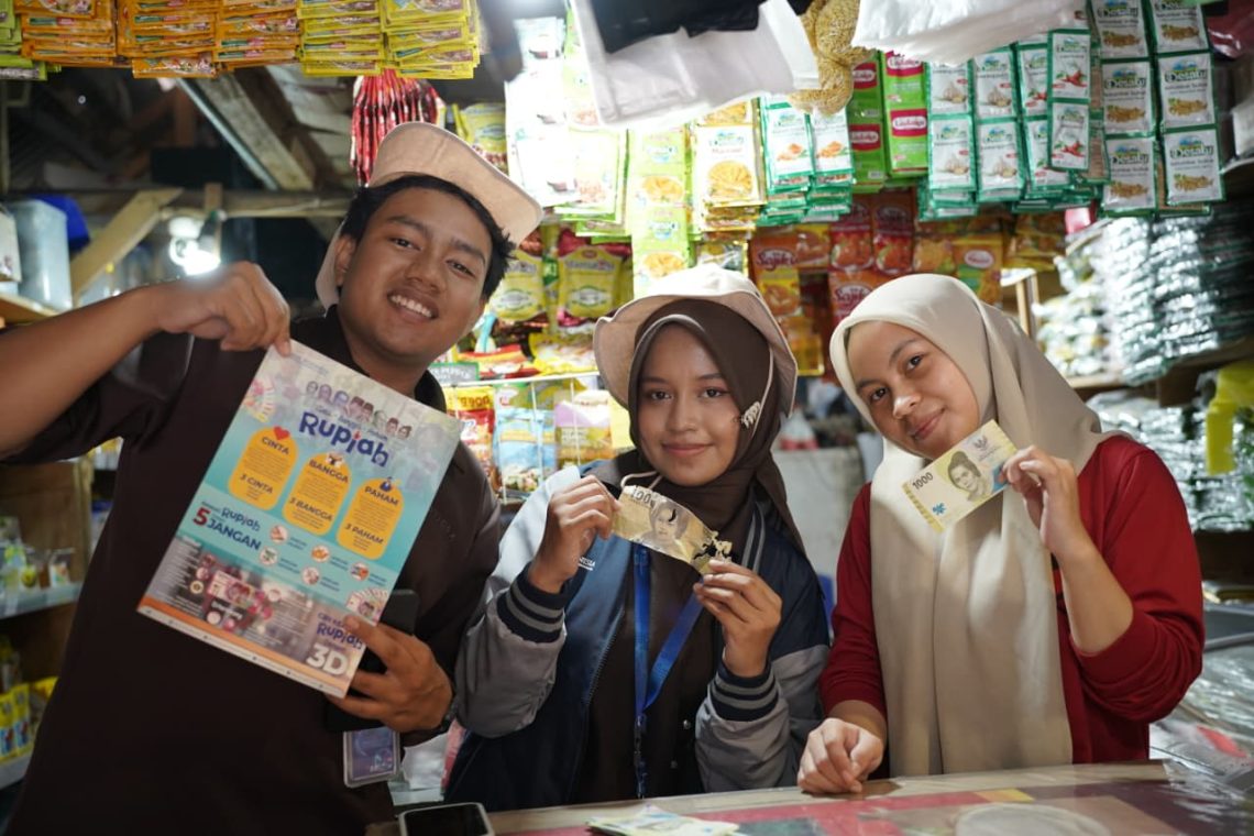 Salah satu kegiatan BI Sultra dalam memberikan edukasi kepada warga melalui kegiatan Jelajah Kuliner Nusantara, Bayar Praktis dengan QRIS
