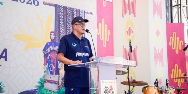Kepala KPw BI Sultra Edwin Permadi membuka Festival Kuliner Sultra Maimo 2026