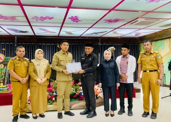 Penyerahan KUPA PPAS dari Pemda ke DPRD Konsel