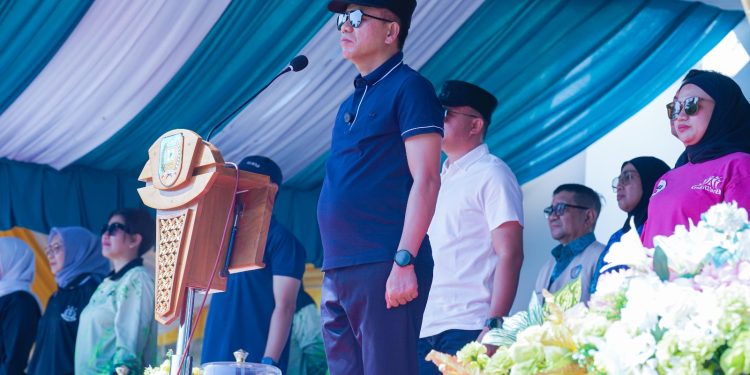 Bupati Konsel, Irham Kalenggo membuka HKG PKK ke-54