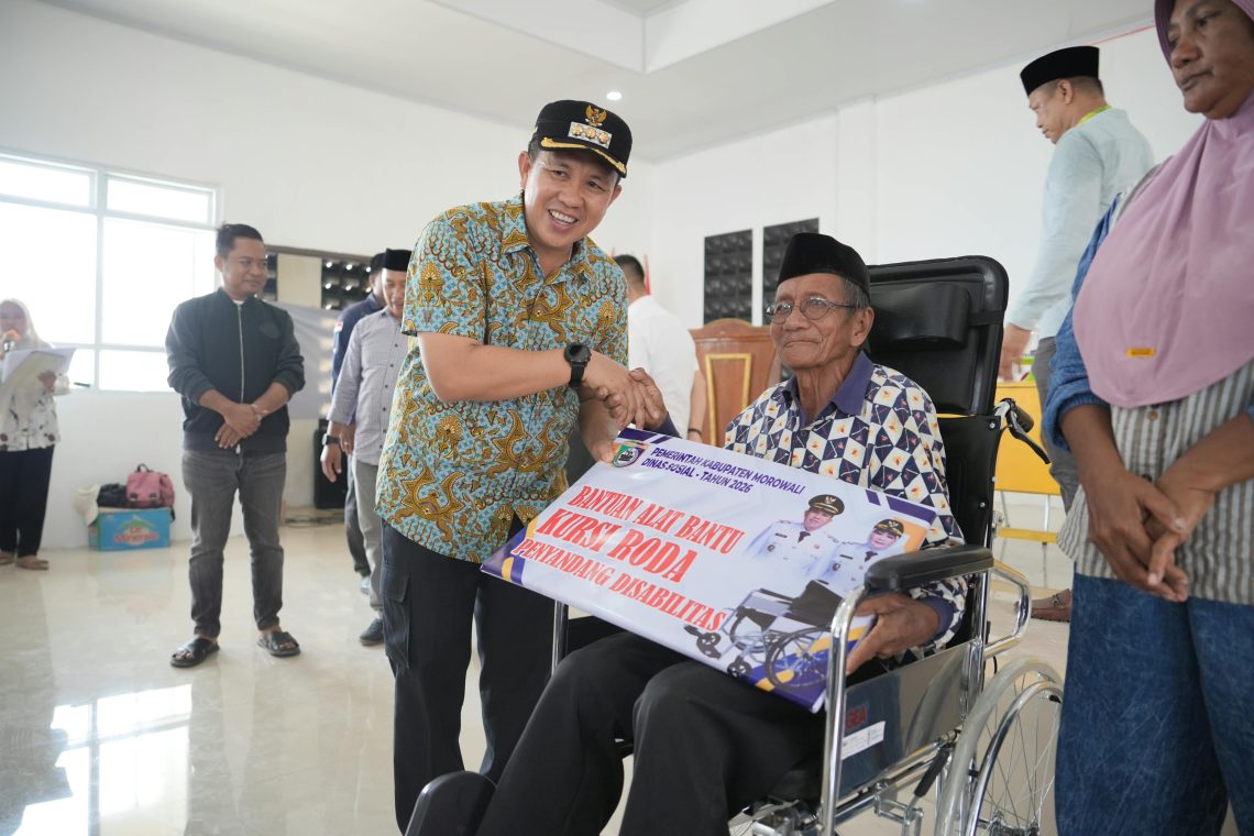 Bupati Iksan Ajak Pers Kawal dan Evaluasi Program Pemkab Morowali 10 Bupati Iksan Ajak Pers Kawal dan Evaluasi Program Pemkab Morowali
